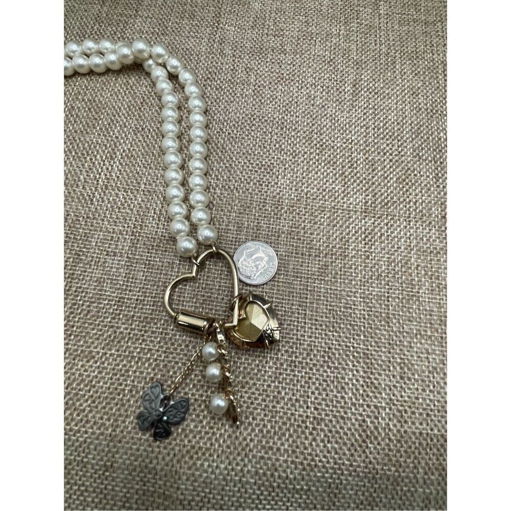 BETSEY JOHNSON PEARL GOLD TONE HEART BUTTERFLY PIN CHARM NECKLACE - Picture 5 of 6
